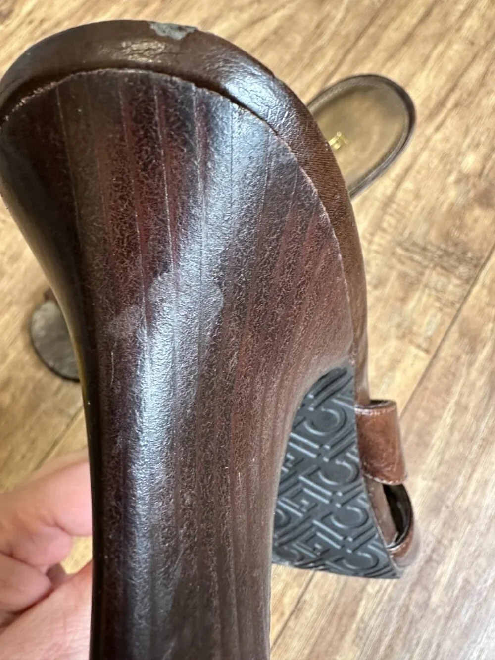 Liz Claiborne Brown Leather slide heels Women's Size 8.5 ~3.5"  pre-owned - Picture 11 of 11